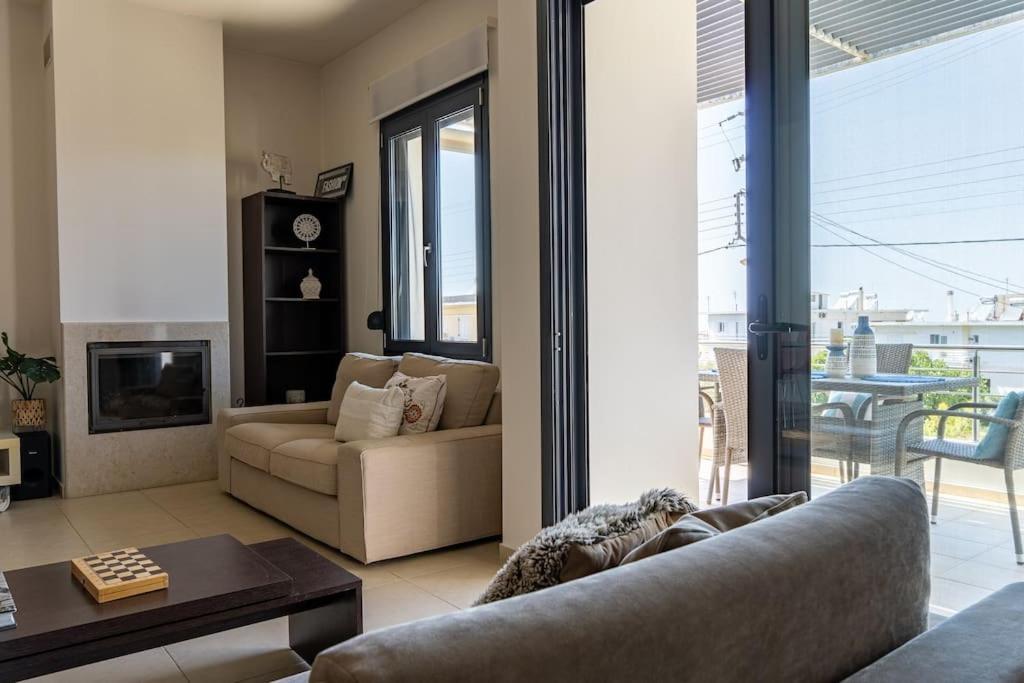 Maisonette With Exclusive Private Parking La Canea