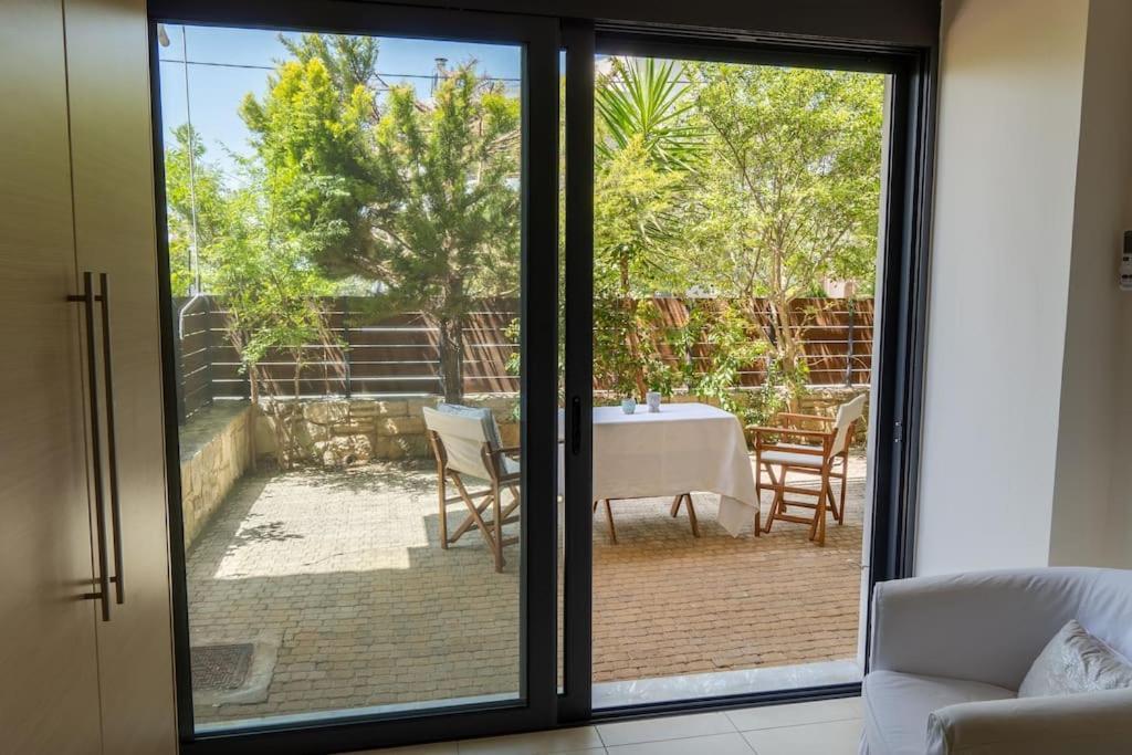 Maisonette With Exclusive Private Parking * La Canea