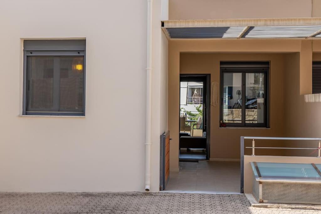 Villa Maisonette With Exclusive Private Parking La Canea